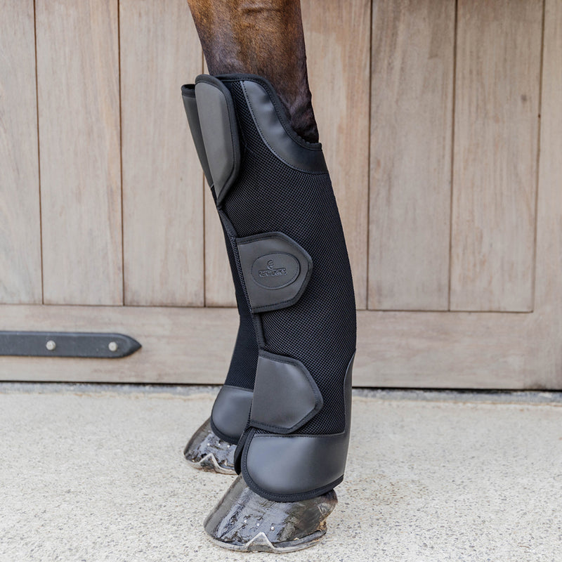 Kentucky 3D Spacer Travel Boots Front on Horse
