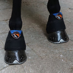 eQuick ice wraps on horse hoof pair